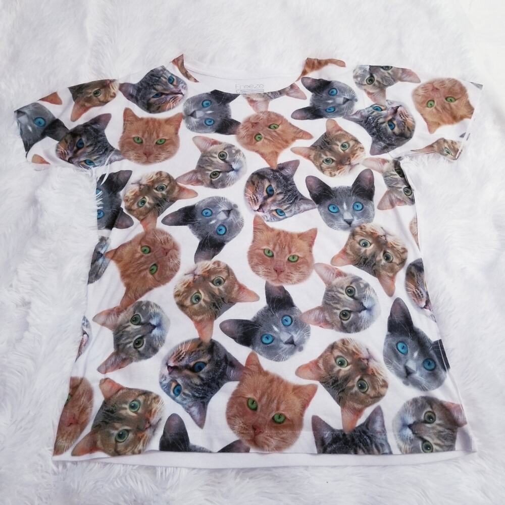 Cat Tee Meow size Large